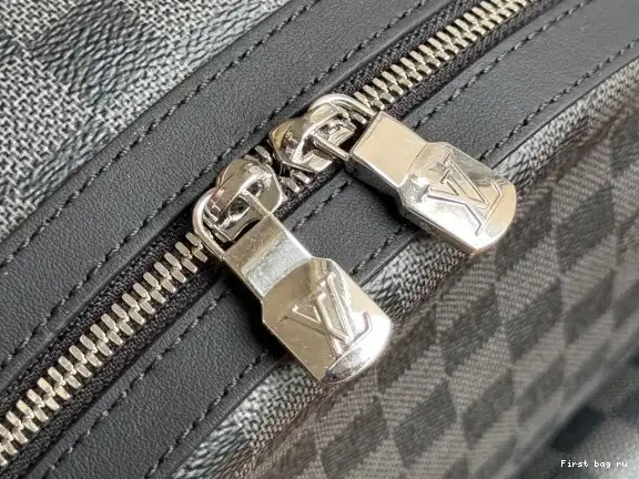 Frstbag ru Backpack Discovery LOUIS PM VUITTON 0620
